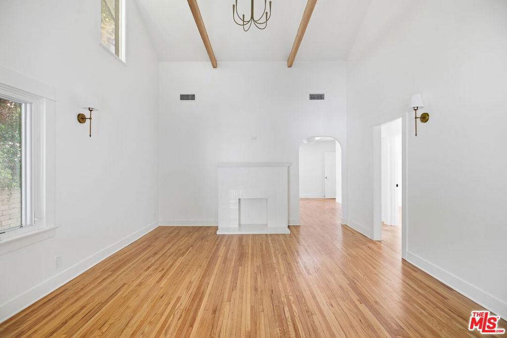 213 N Avenue 49 Property Photo 10