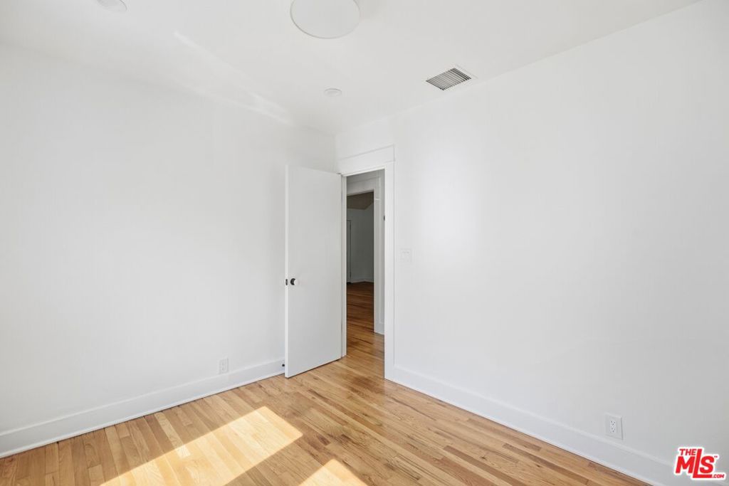 213 N Avenue 49 Property Photo 17