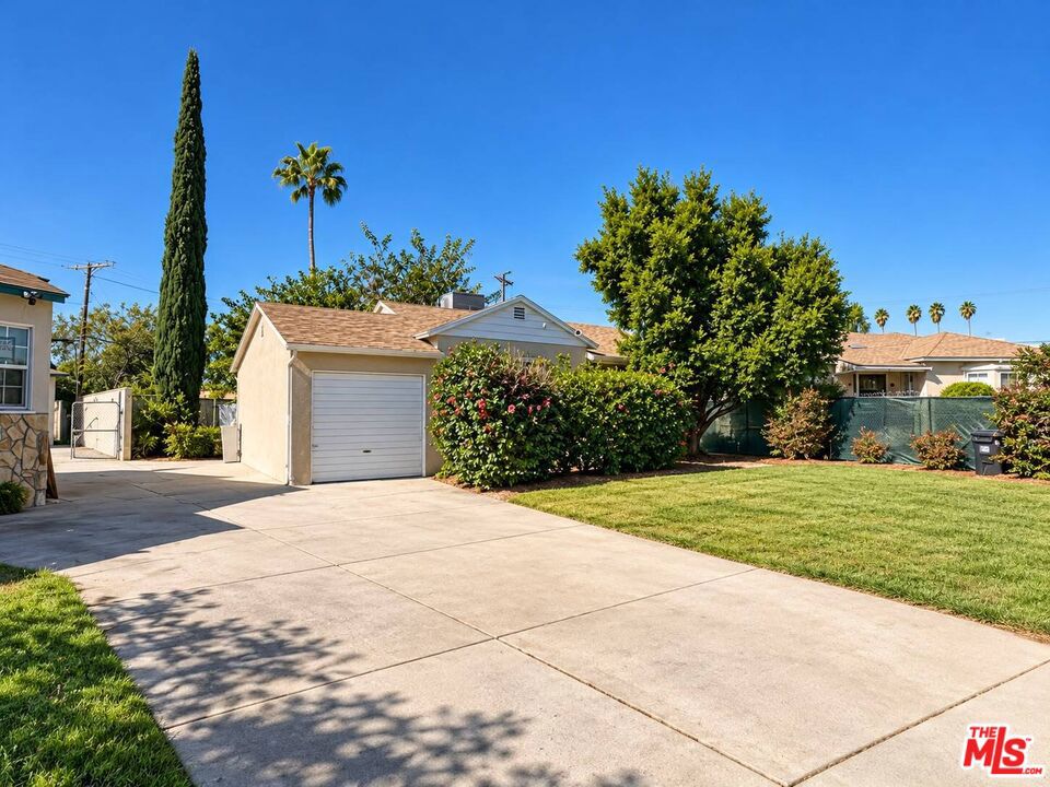 8015 Tilden Avenue Property Photo 3