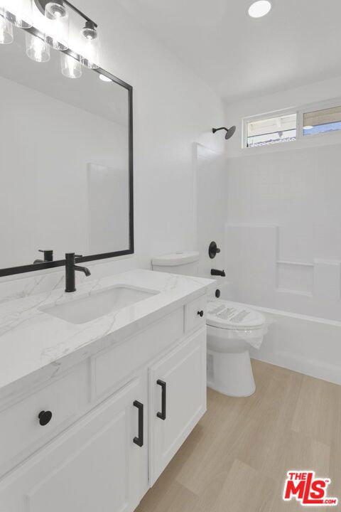 14400 Honeyhill Street Property Photo 19