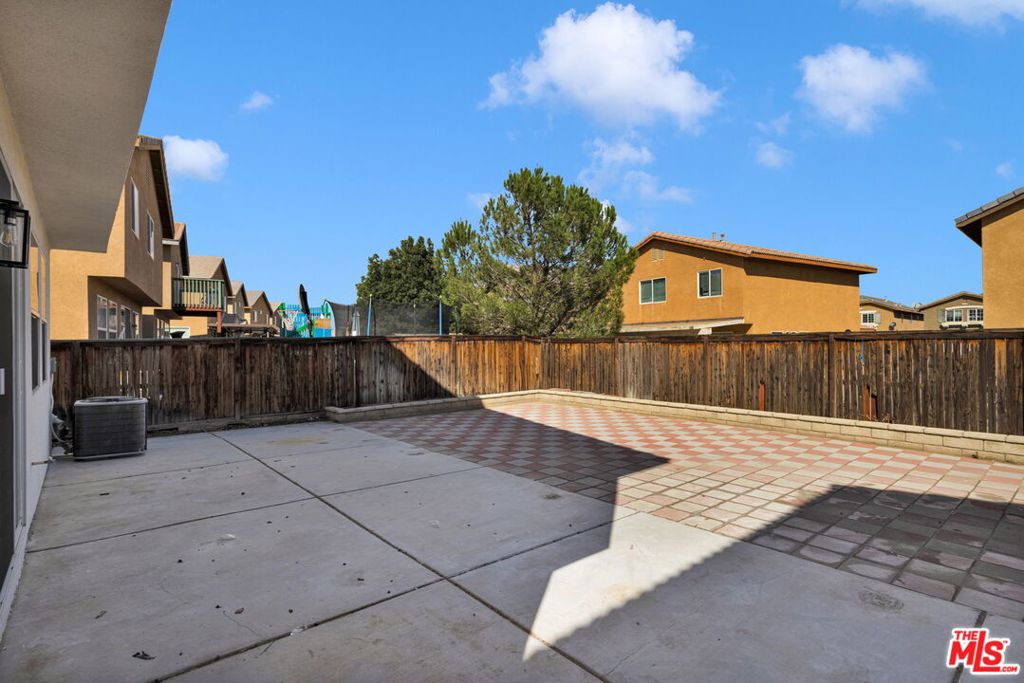 14400 Honeyhill Street Property Photo 36