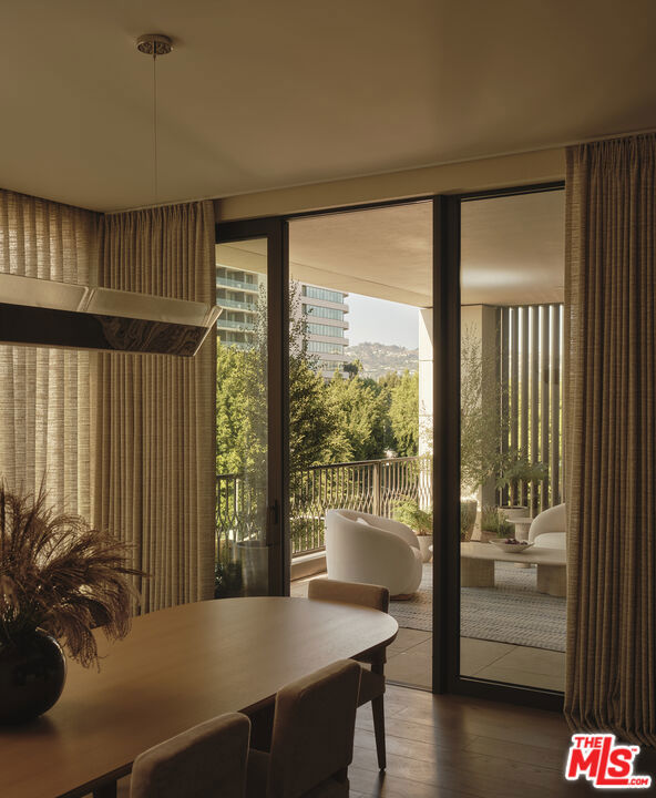 9900 S Santa Monica Boulevard Phc Property Photo 9