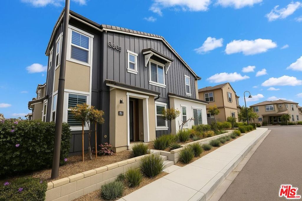 3669 E Happy Paseo 180 Property Photo 1