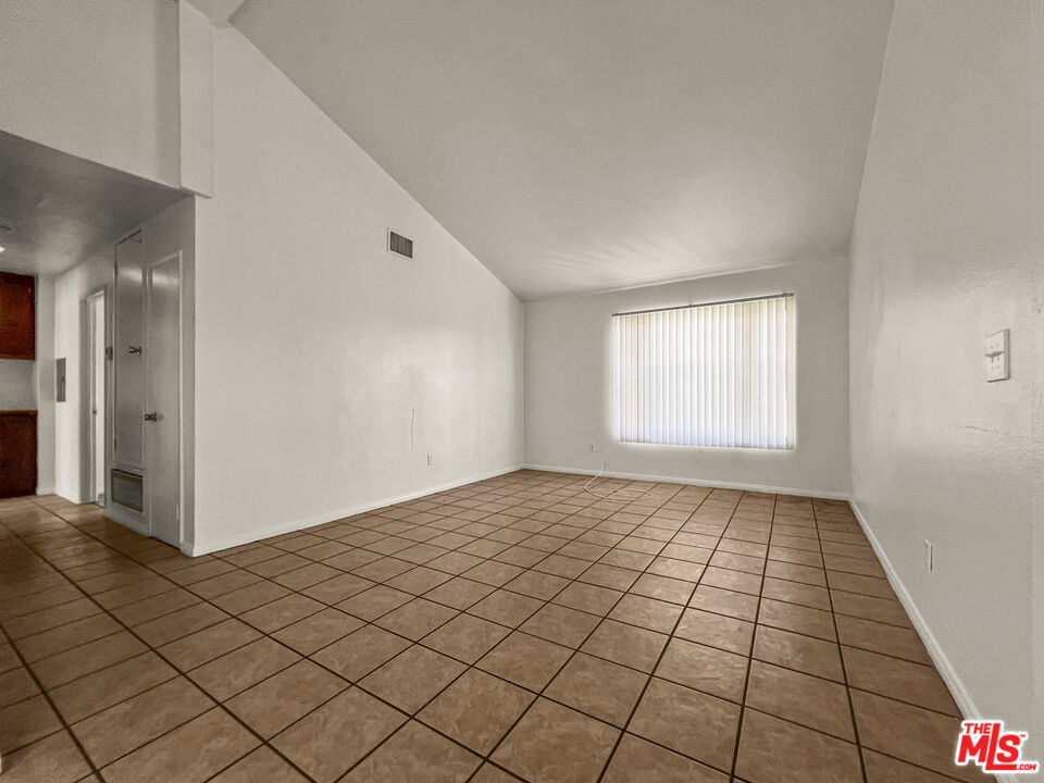 2235 Sunrise Lane Property Photo 9