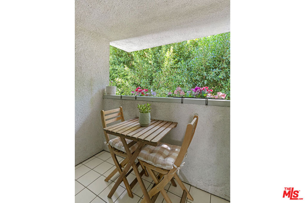 618 N Howard Street 221 Property Photo 14