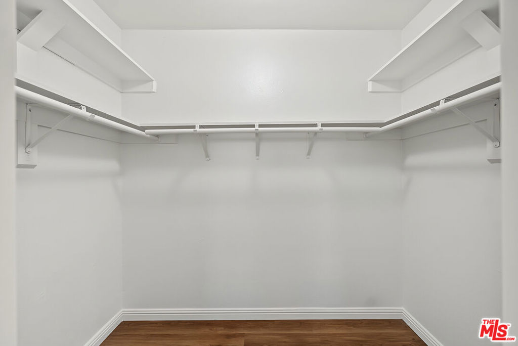18612 Rayen Street Property Photo 15