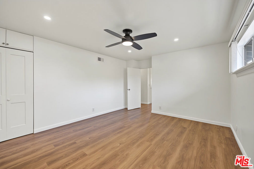 18612 Rayen Street Property Photo 17