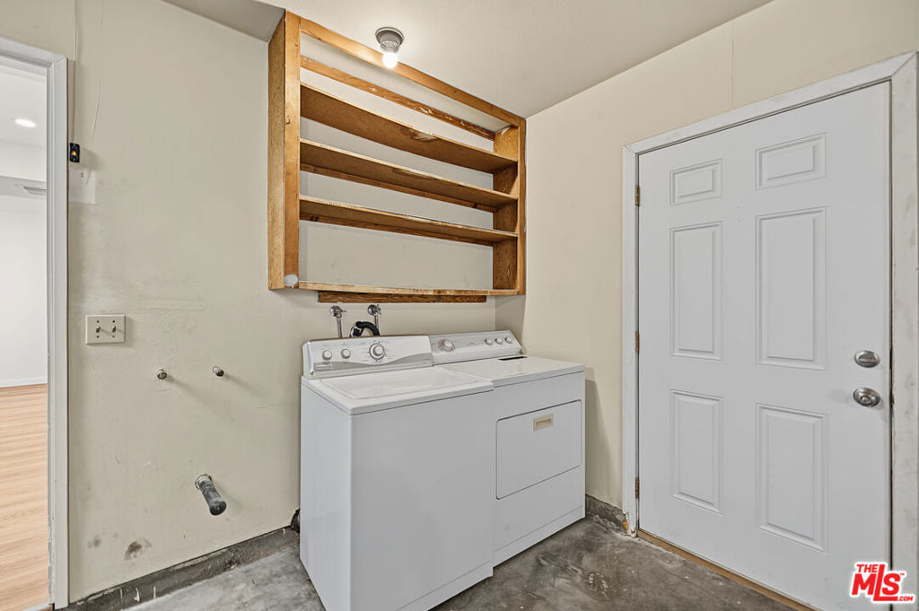 18612 Rayen Street Property Photo 23