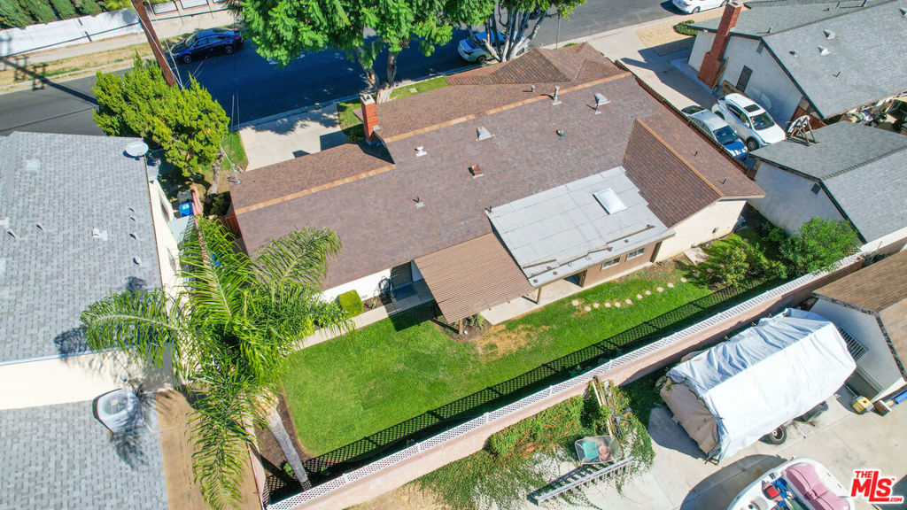 18612 Rayen Street Property Photo 26