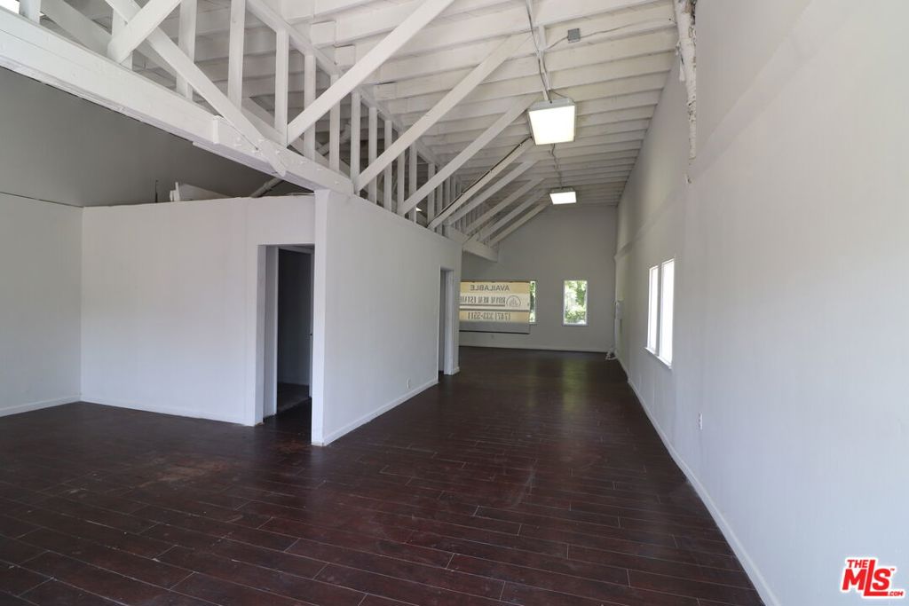 1324 Wilshire Boulevard 3a Property Photo 2