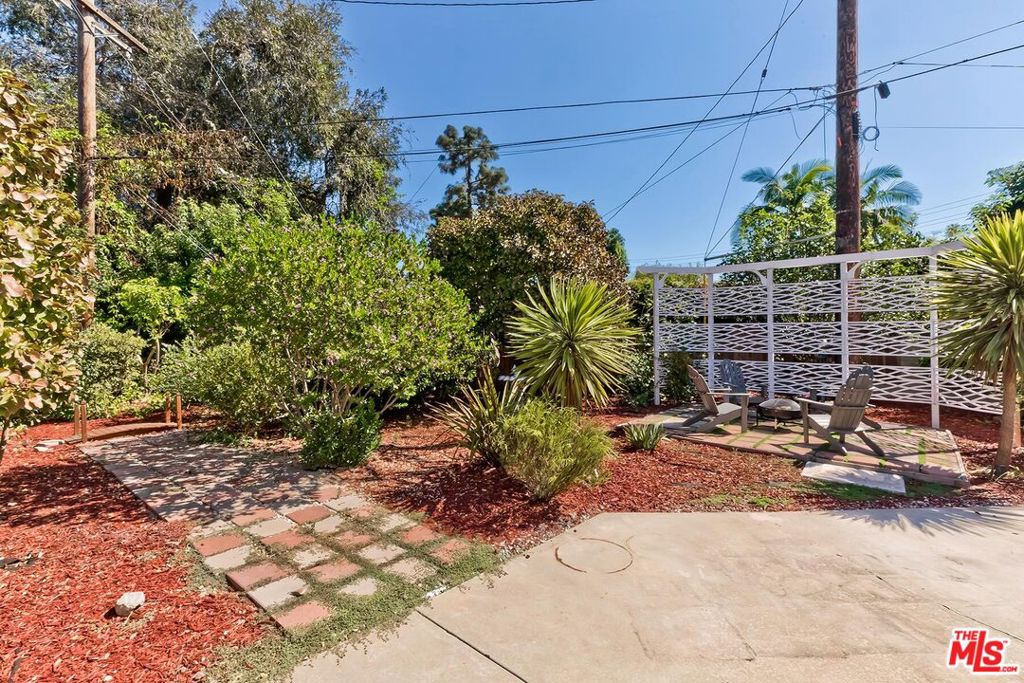 11338 Stevens Avenue Property Photo 32
