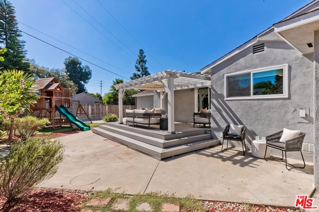 11338 Stevens Avenue Property Photo 33