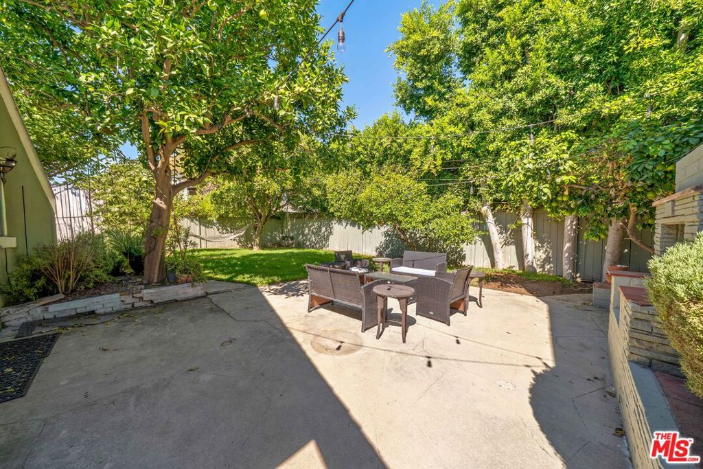 4449 Van Noord Avenue Property Photo 5