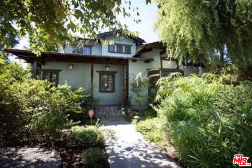 1513 Walgrove Avenue Property Photo 1
