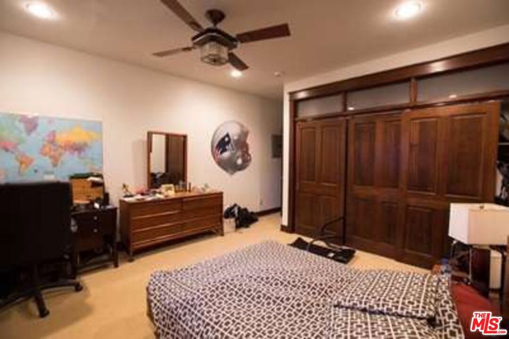 1513 Walgrove Avenue Property Photo 18