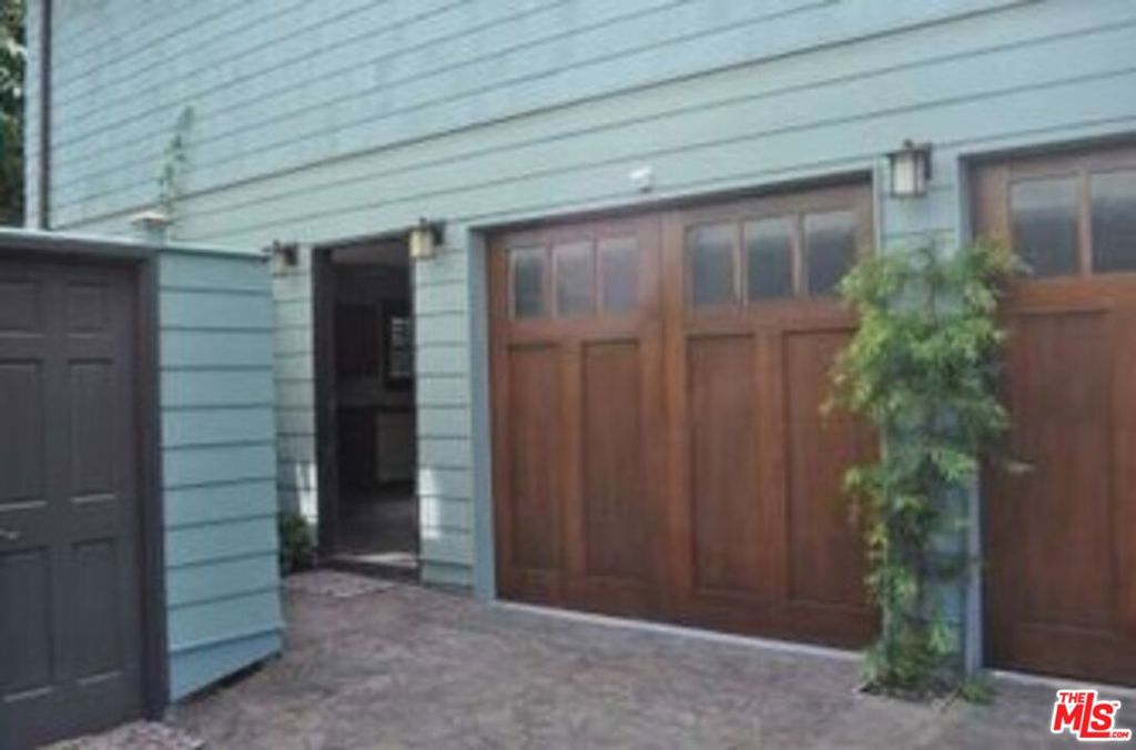 1513 Walgrove Avenue Property Photo 27
