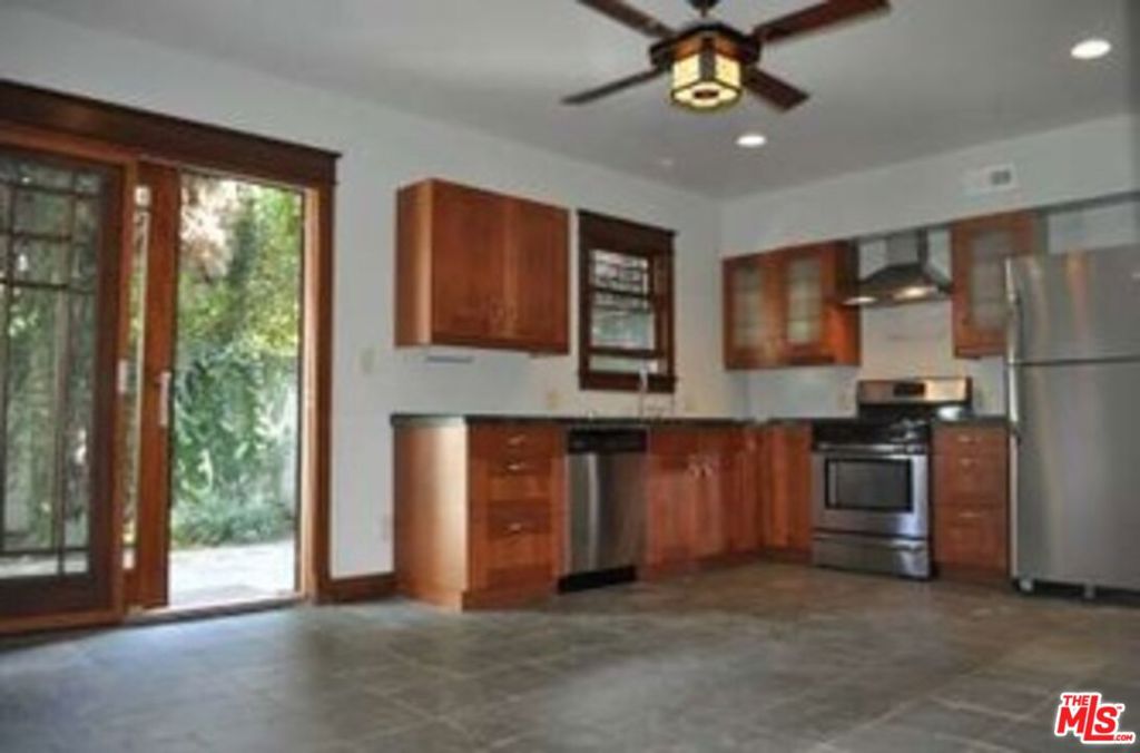 1513 Walgrove Avenue Property Photo 28