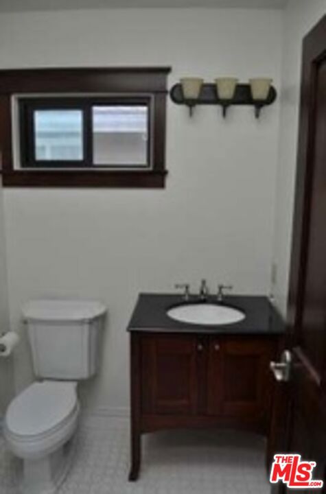 1513 Walgrove Avenue Property Photo 33