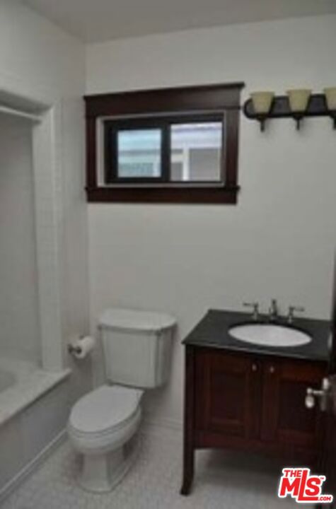 1513 Walgrove Avenue Property Photo 34