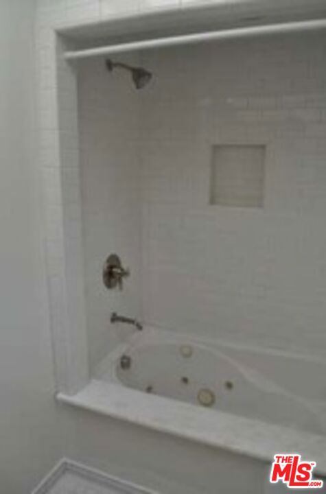 1513 Walgrove Avenue Property Photo 35