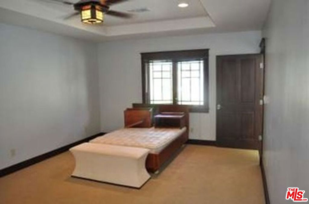1513 Walgrove Avenue Property Photo 36