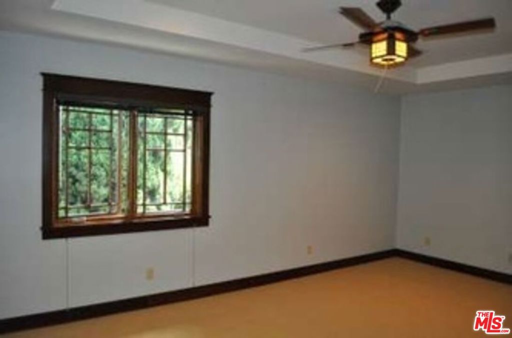 1513 Walgrove Avenue Property Photo 37