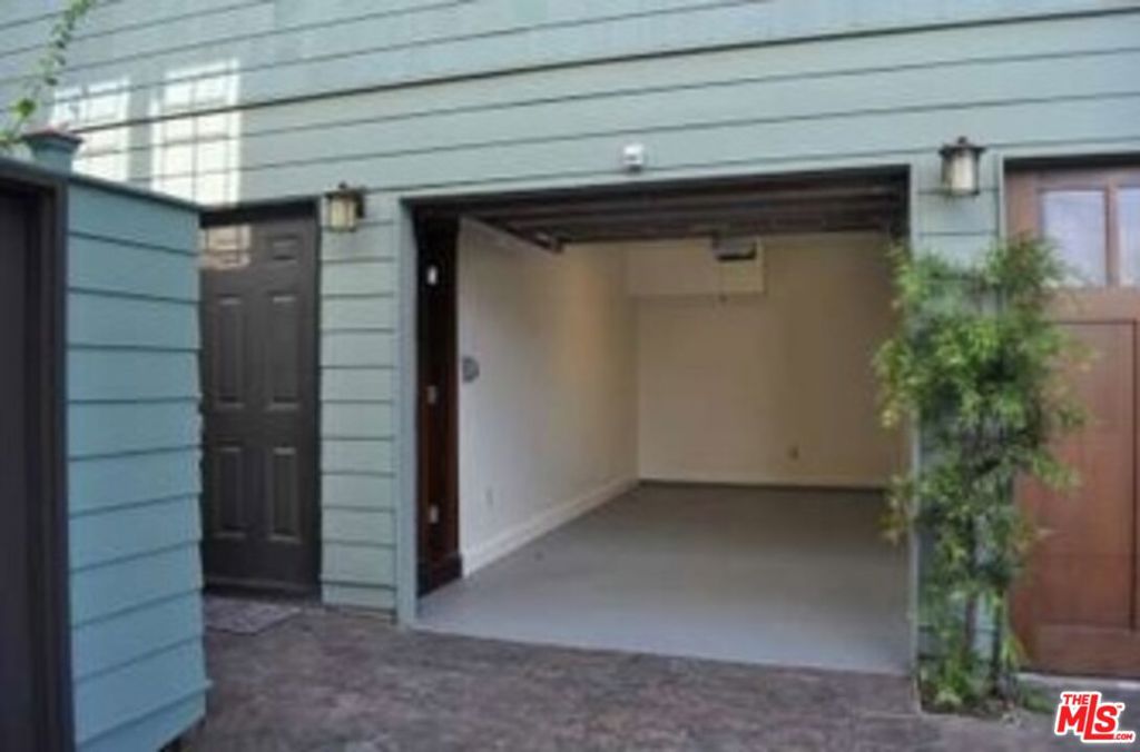 1513 Walgrove Avenue Property Photo 39