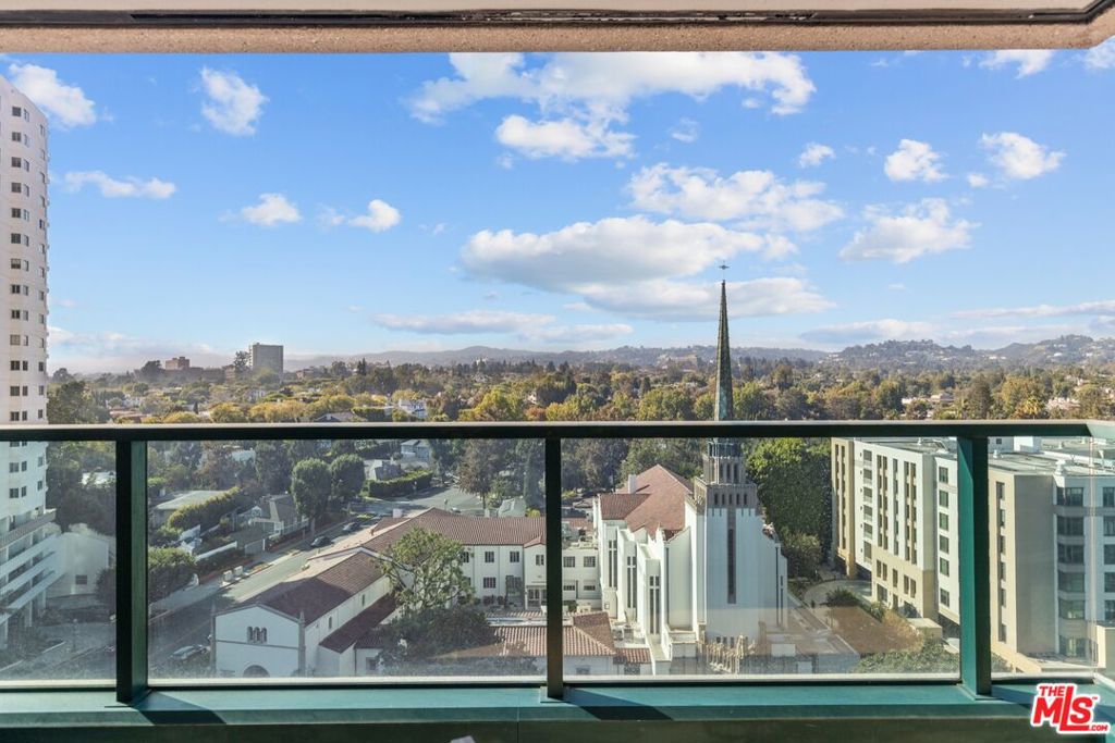 10490 Wilshire Boulevard 906 Property Photo 13
