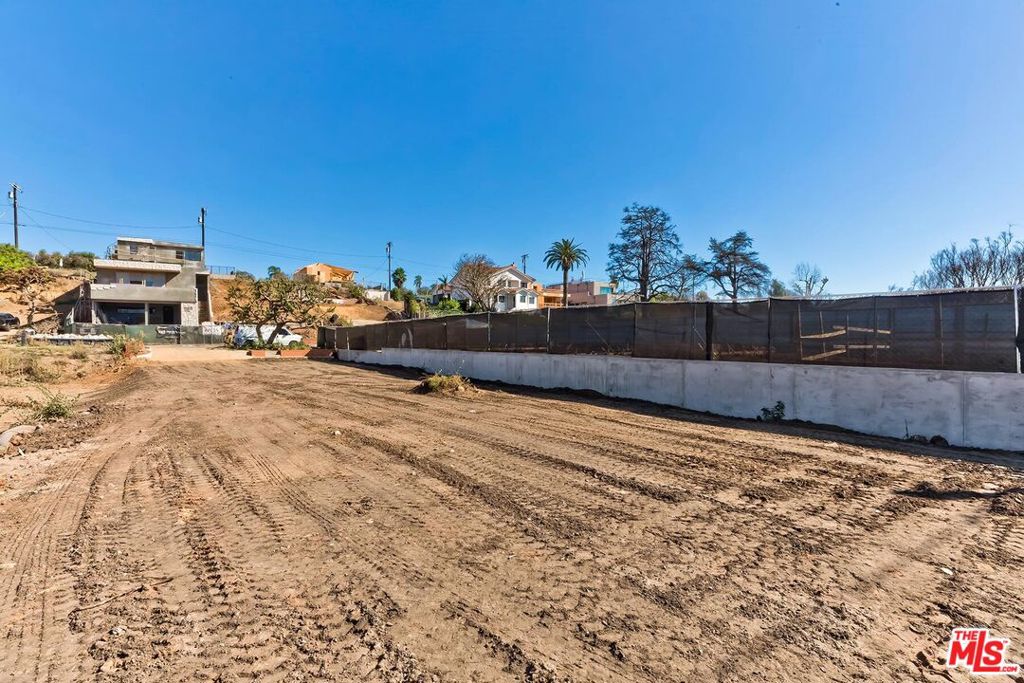 747 Haverford Avenue Property Photo 11