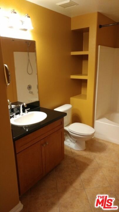 360 W Avenue 26 311 Property Photo 11