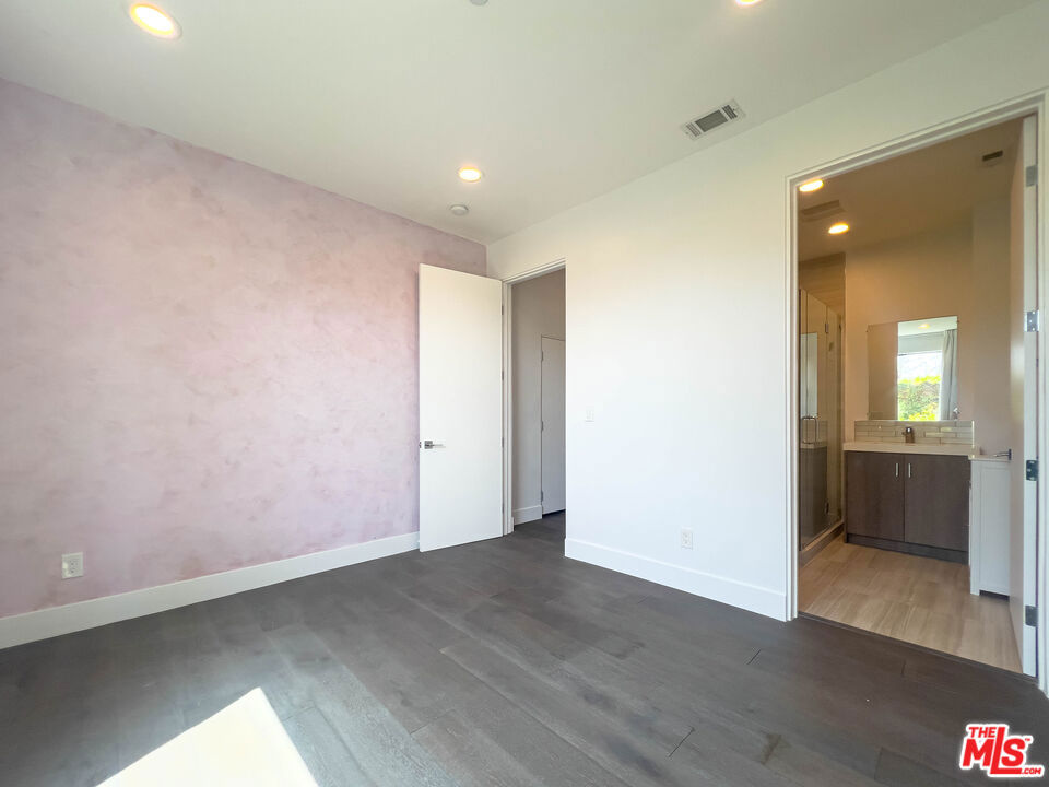 948 N Benton Way Property Photo 6