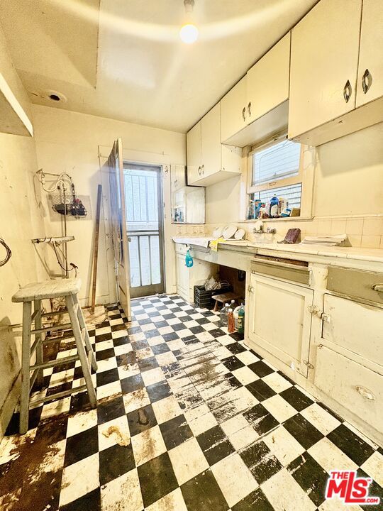 2005 4th Street Property Photo 11