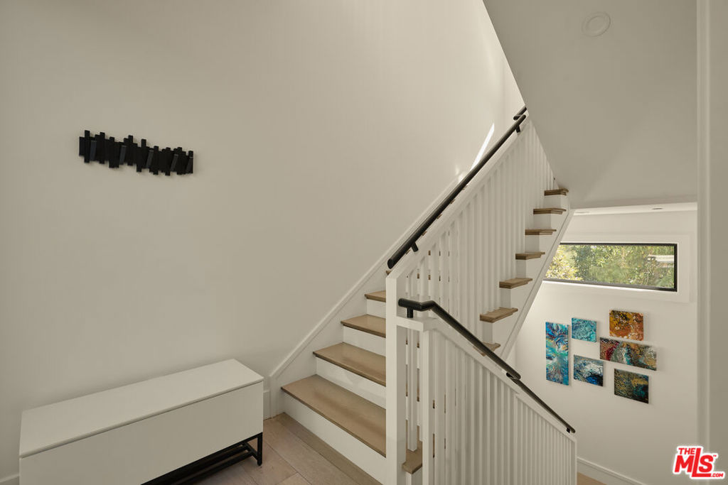 4311 Mont Eagle Place Property Photo 11