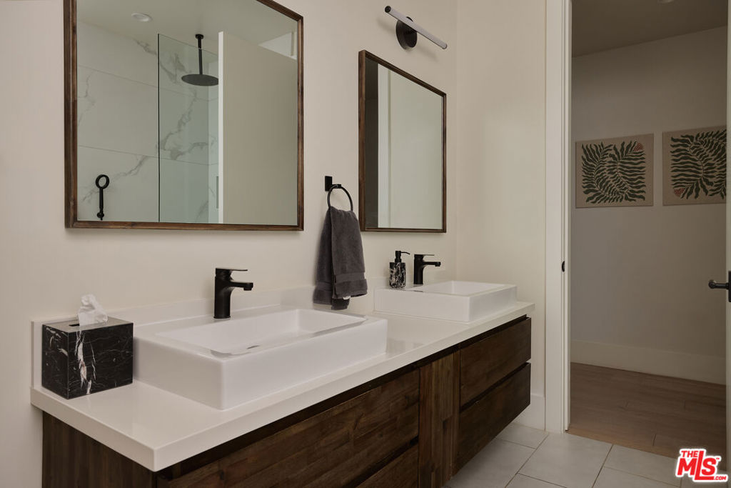 4311 Mont Eagle Place Property Photo 20