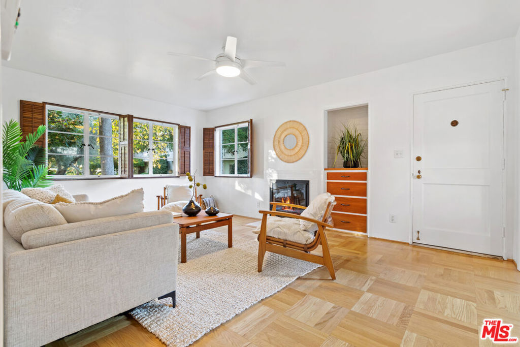 5112 Village Property Photo 6