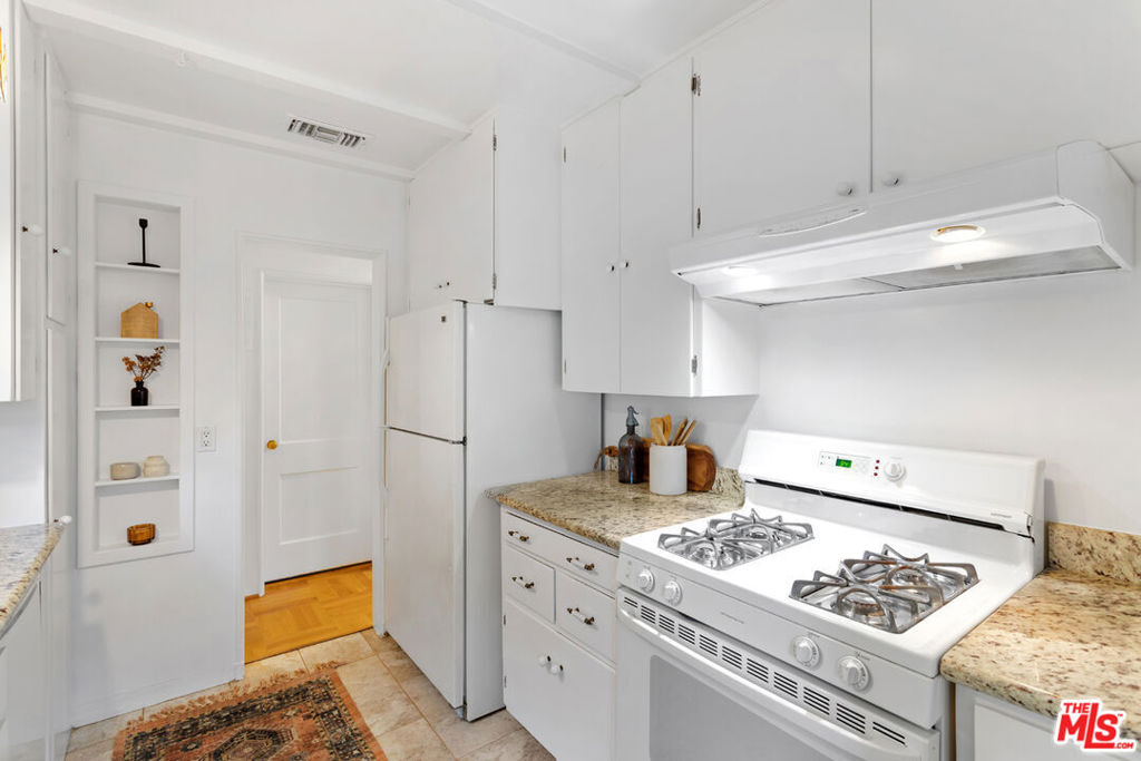 5112 Village Property Photo 13