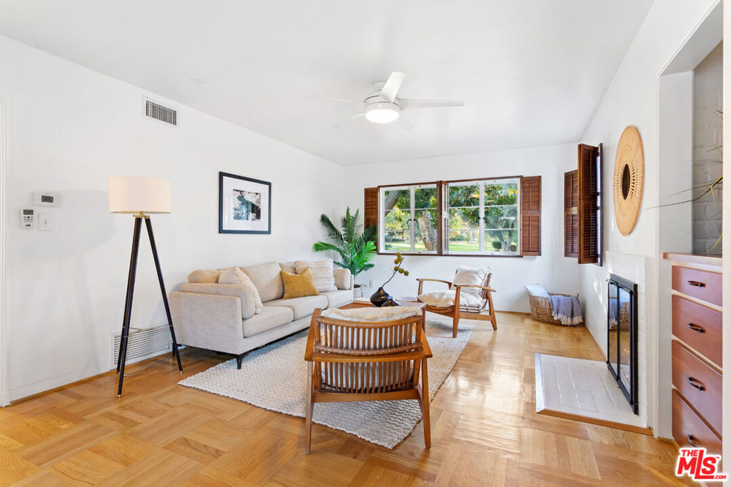 5112 Village Property Photo 15