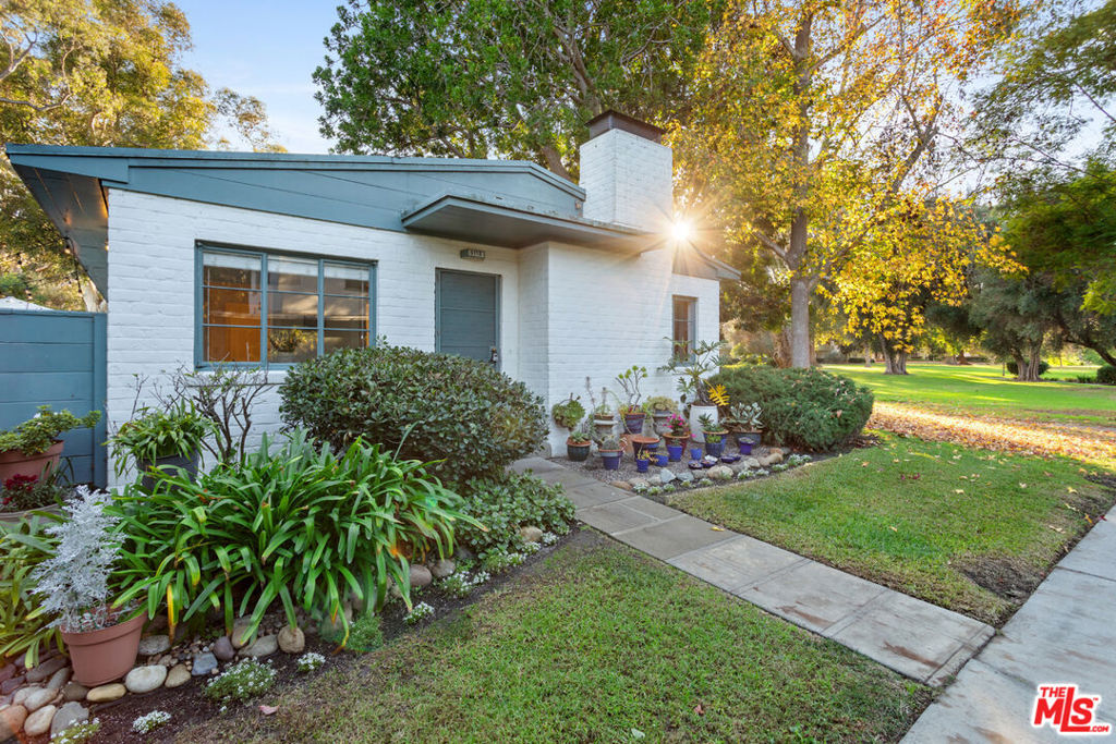5112 Village Property Photo 26