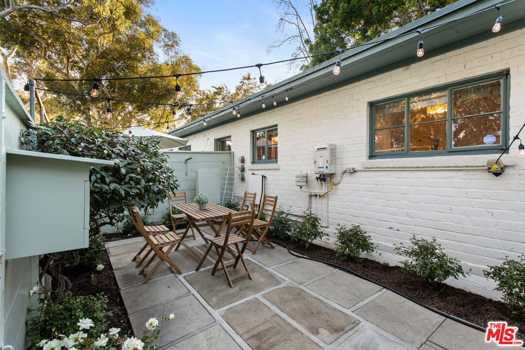5112 Village Property Photo 28