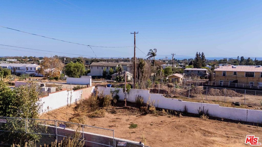 1048 Kagawa Street Property Photo 9