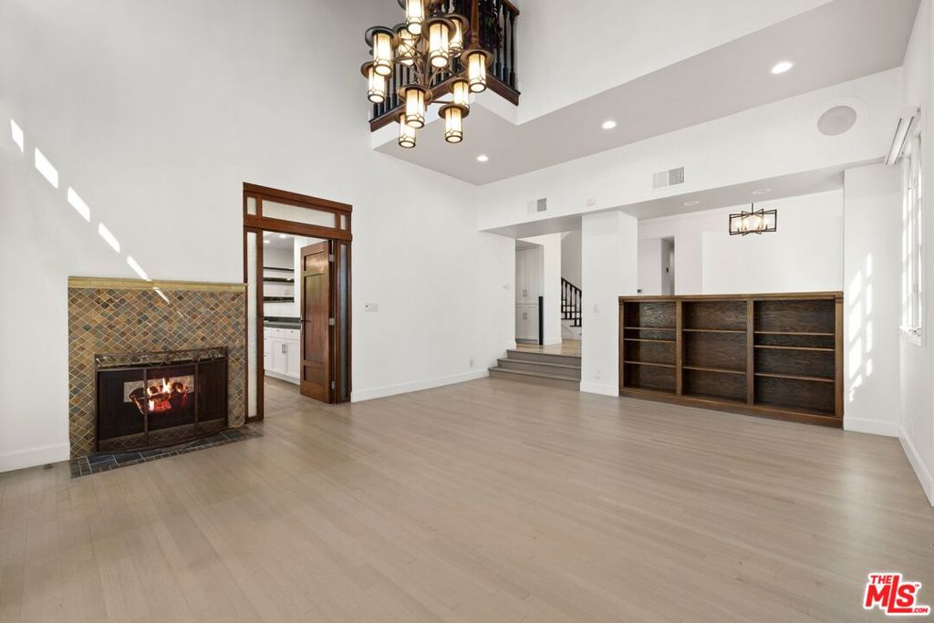 1033 Wellesley Avenue Property Photo 11