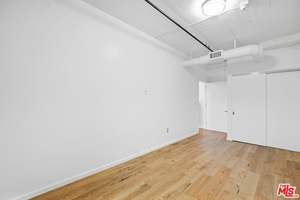 200 N San Fernando Road 312 Property Photo 8