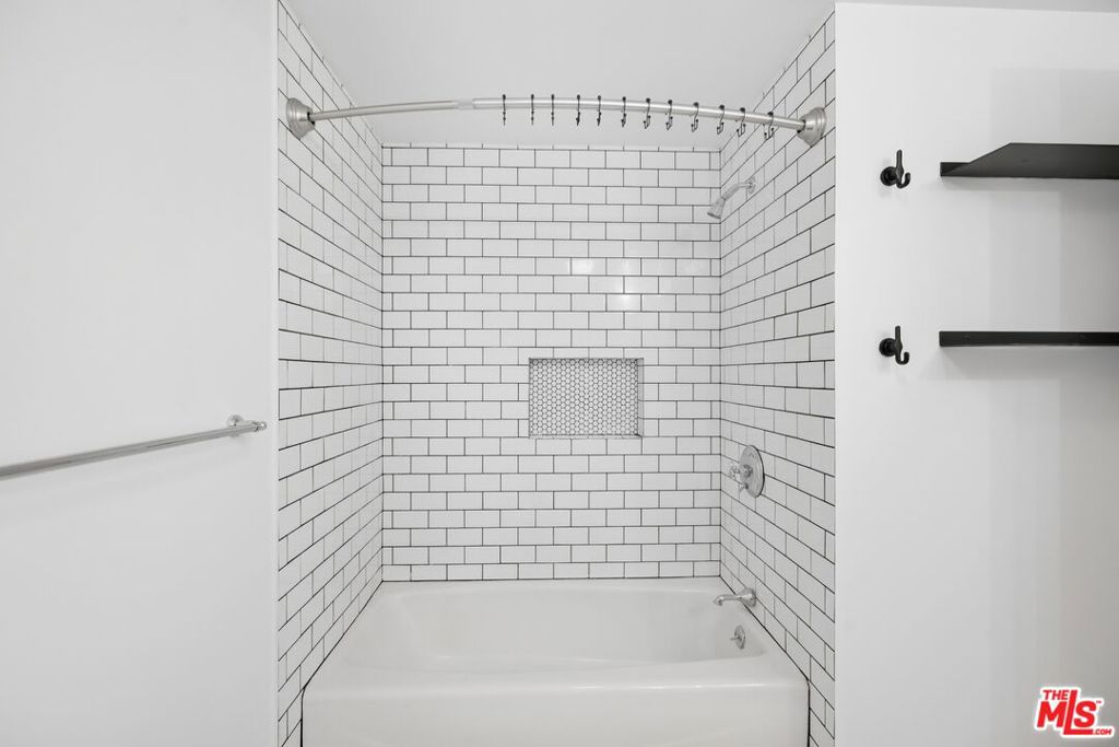 200 N San Fernando Road 312 Property Photo 10