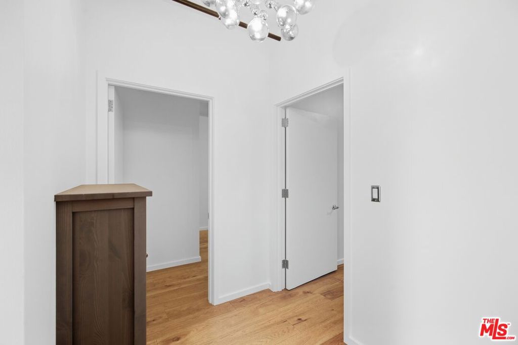 200 N San Fernando Road 312 Property Photo 17