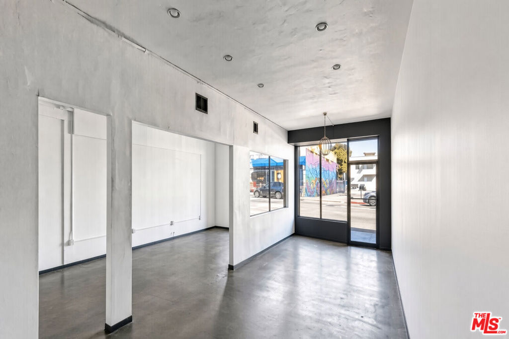 355 N N Fairfax Avenue Property Photo 9