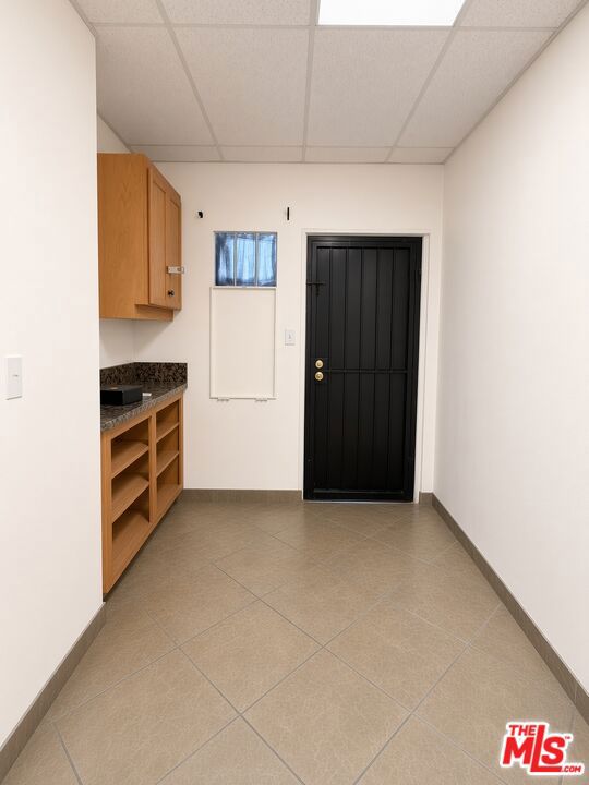 355 N N Fairfax Avenue Property Photo 28