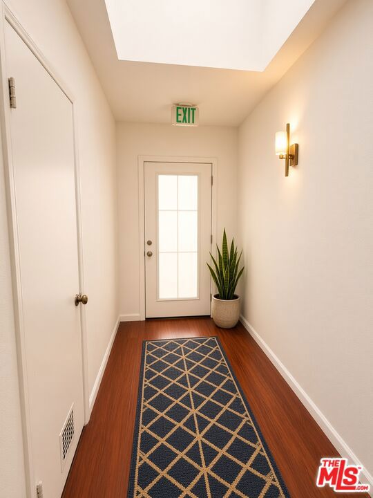 355 N N Fairfax Avenue Property Photo 38