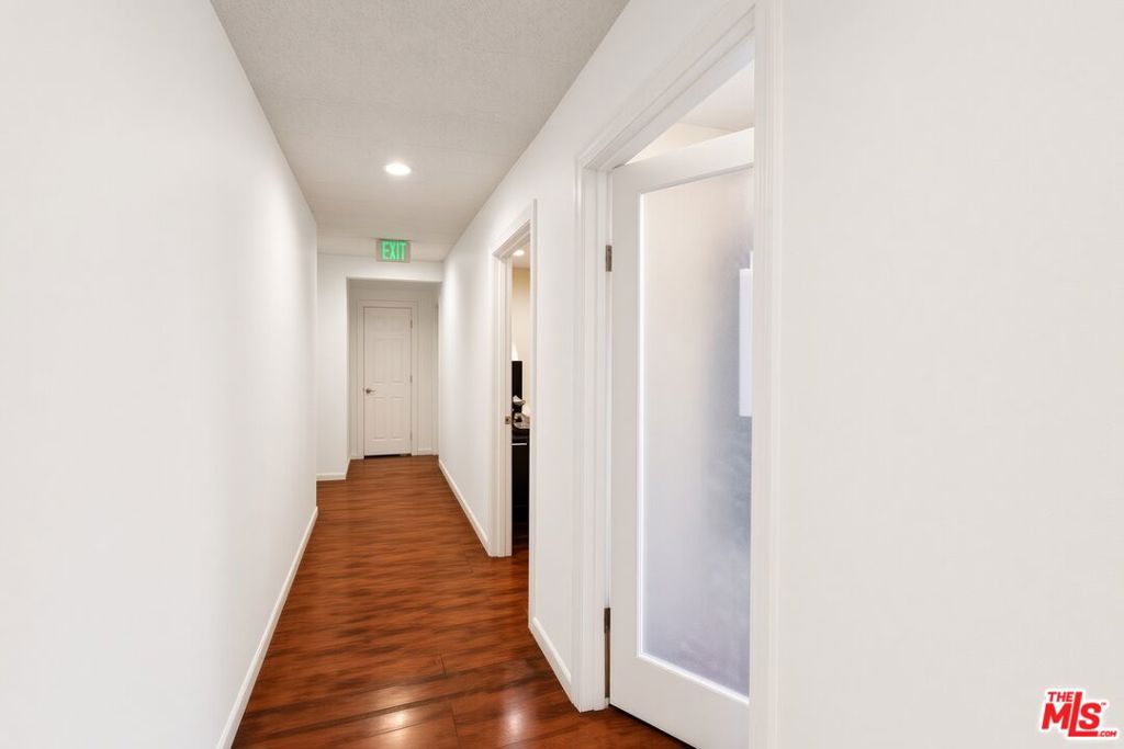 355 N N Fairfax Avenue Property Photo 39