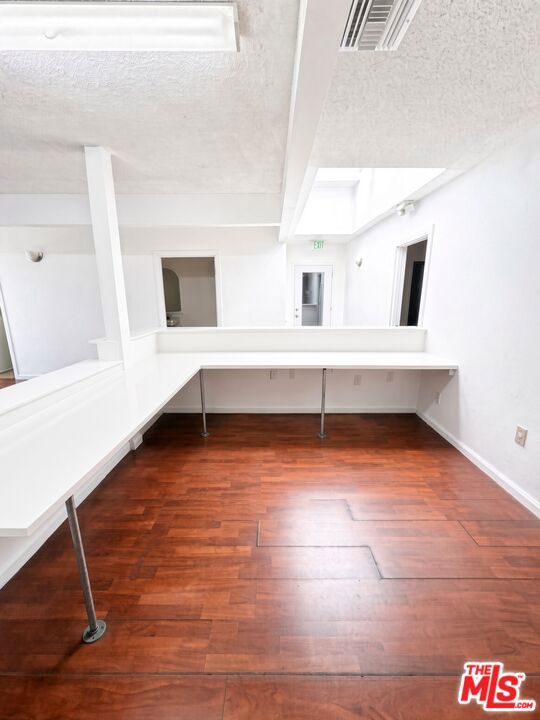 355 N N Fairfax Avenue Property Photo 41