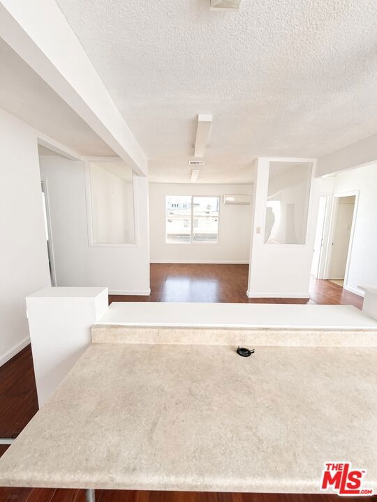 355 N N Fairfax Avenue Property Photo 42